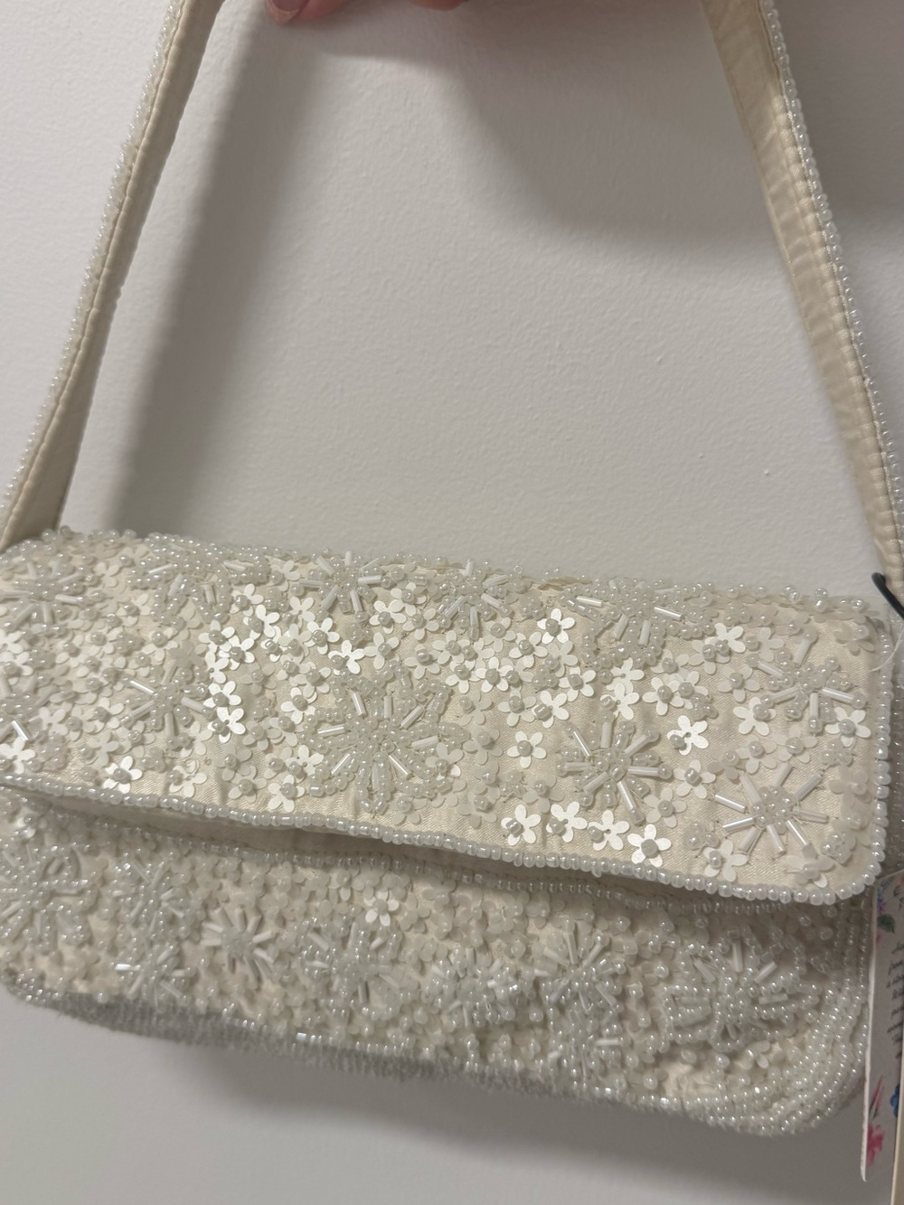 Elegant White Beaded Shoulder Bag